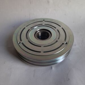 Шкив с подшипником
