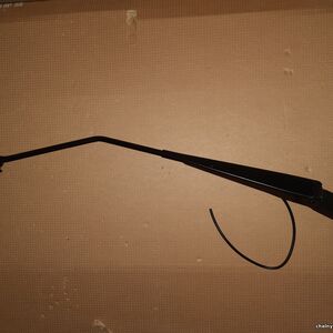 Рычаг стеклоочистителя правый НефАЗ (панорамное стекло)