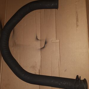 Труба выхлопа (С-образная) Труба выхлопа (С-образная)